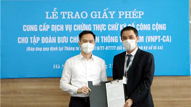 VNPT LÀ ĐƠN VỊ ĐẦU TIÊN ĐƯỢC TRAO GIẤY PHÉP CUNG CẤP DỊCH VỤ CHỮ KÝ SỐ TỪ XA