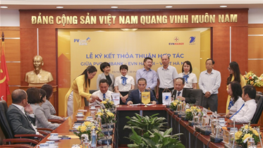 VNPT HÀ NỘI KÝ THỎA THUẬN HỢP TÁC KINH DOANH VỚI PVCOMBANK VÀ EVN HÀ NỘI