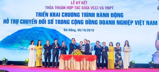 Tập đoàn VNPT và VCCI ký kết thỏa thuận hợp tác